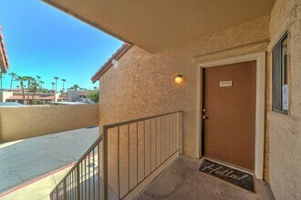5757 W Eugie Ave in Glendale, AZ - Building Photo - Building Photo