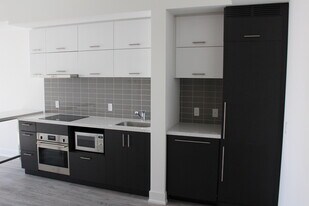 180 Enterprise Blvd in Markham, ON - Building Photo