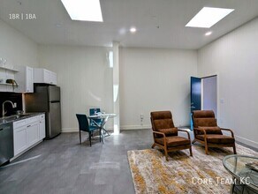 3100 E Gillham Plaza in Kansas City, MO - Building Photo - Building Photo