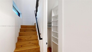 353 NW 50th St in Miami, FL - Building Photo - Building Photo