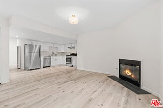 1802 Purdue Ave in Los Angeles, CA - Building Photo - Building Photo