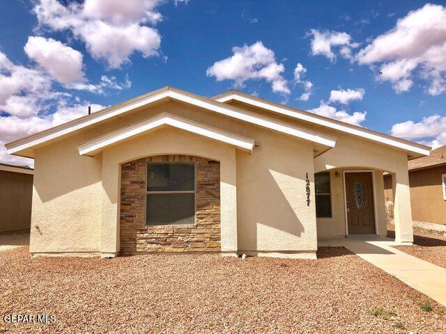 12877 Hueco Mine Dr in El Paso, TX - Building Photo