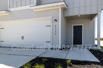 4139 Trail de Paris in New Braunfels, TX - Building Photo - Building Photo