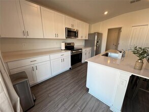 4813 NW 11th St in Ocala, FL - Building Photo - Building Photo