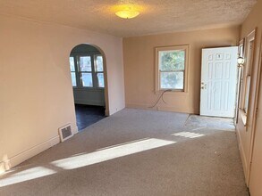 807 Williams St in Jackson, MI - Building Photo - Building Photo