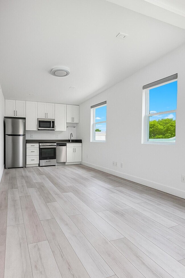 102 S K St in Lake Worth Beach, FL - Building Photo - Building Photo