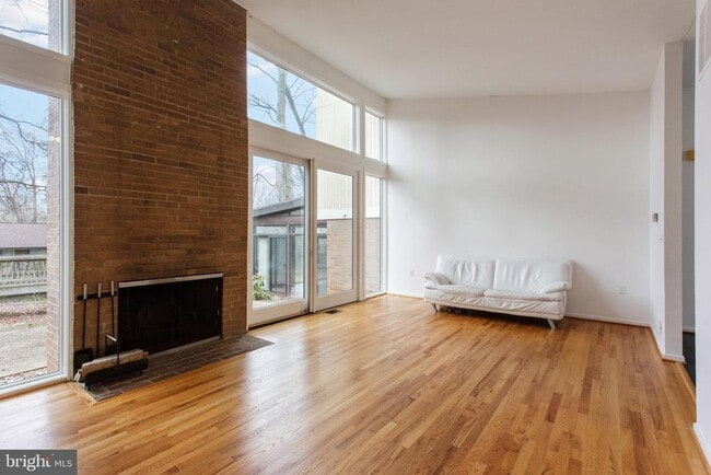 7036 Buxton Terrace in Bethesda, MD - Building Photo - Building Photo