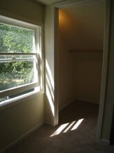 9120 Southwest Capitol Highway in Portland, OR - Building Photo - Building Photo