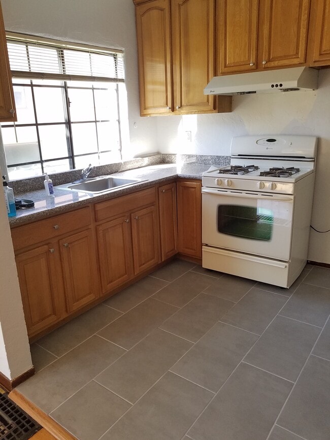 property at 734 Beatie St