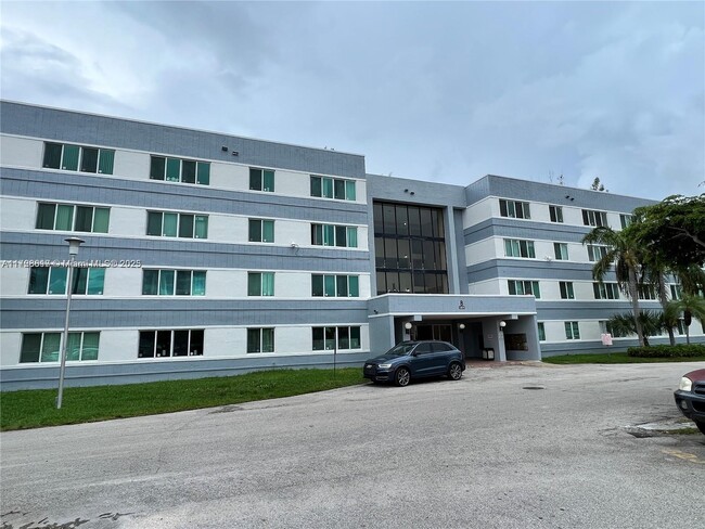 14850 Naranja Lakes Blvd in Homestead, FL - Building Photo - Building Photo