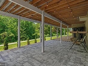 2115 Sundrum Pl NE in Leesburg, VA - Building Photo - Building Photo