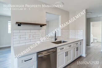 1924 N Crestline St in Spokane, WA - Building Photo - Building Photo