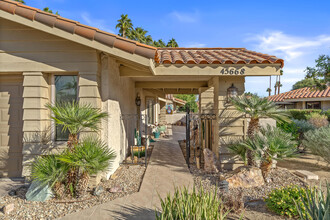 45668 Pueblo Rd in Indian Wells, CA - Foto de edificio - Building Photo