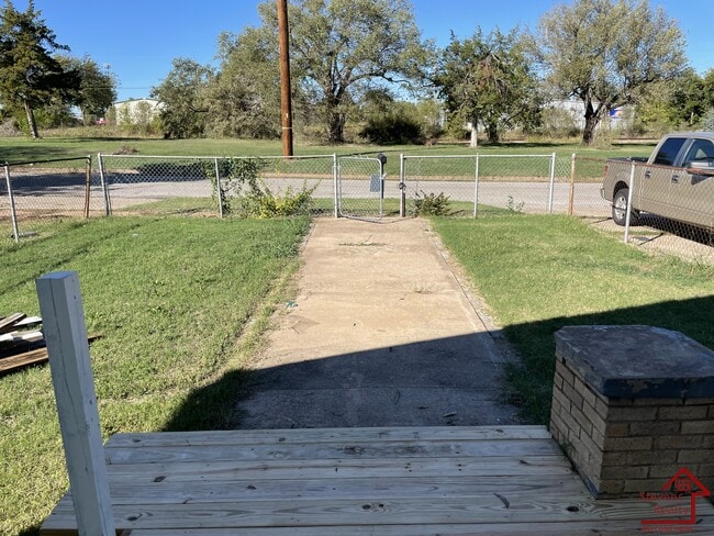 906 SW G Ave in Lawton, OK - Building Photo - Building Photo