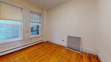 129 St Alphonsus St in Boston, MA - Building Photo - Building Photo