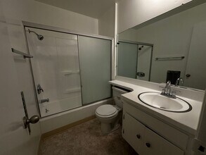 5030 Riverton Ave in Los Angeles, CA - Building Photo - Building Photo