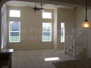2580 W El Camino Ave-Unit -#14101 in Sacramento, CA - Building Photo - Building Photo