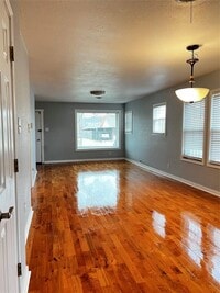 1105 Elliston St photo'