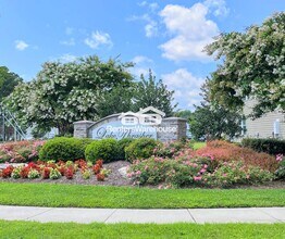 1421 Thrasher Lndg in Chesapeake, VA - Building Photo - Building Photo