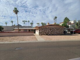 4924 N Woodmere Fairway in Scottsdale, AZ - Building Photo