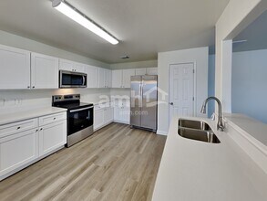 28918 Village Creek Loop in Spring, TX - Foto de edificio - Building Photo