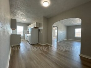 723 Ella St in Beatrice, NE - Building Photo - Building Photo