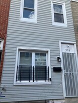 3712 Mt Pleasant Ave in Baltimore, MD - Building Photo