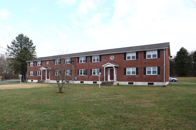 Magnolia Place in Colchester, CT - Building Photo - Building Photo