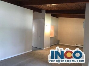 6075 S Sterne Pkwy in Littleton, CO - Building Photo - Building Photo
