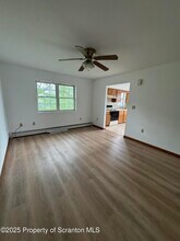 622 Terrace St in Dunmore, PA - Building Photo - Building Photo