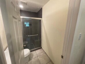 3942 King St in Houston, TX - Building Photo - Building Photo