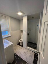 224 Commerce St, Unit B in Hawthorne, NY - Foto de edificio - Building Photo