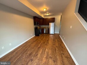 2034 N Woodstock St in Philadelphia, PA - Building Photo - Building Photo