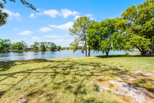 property at 485 Lakeshore Dr