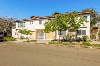 1801 Derby St in Berkeley, CA - Building Photo - Building Photo