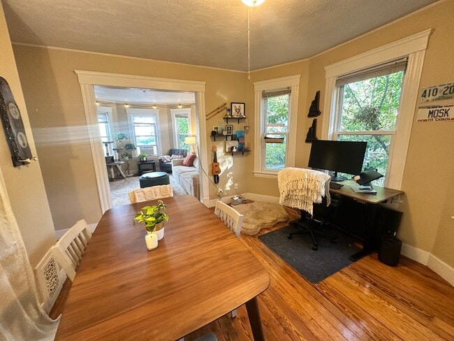 17 Orrin St, Unit #2 in Cambridge, MA - Foto de edificio - Building Photo