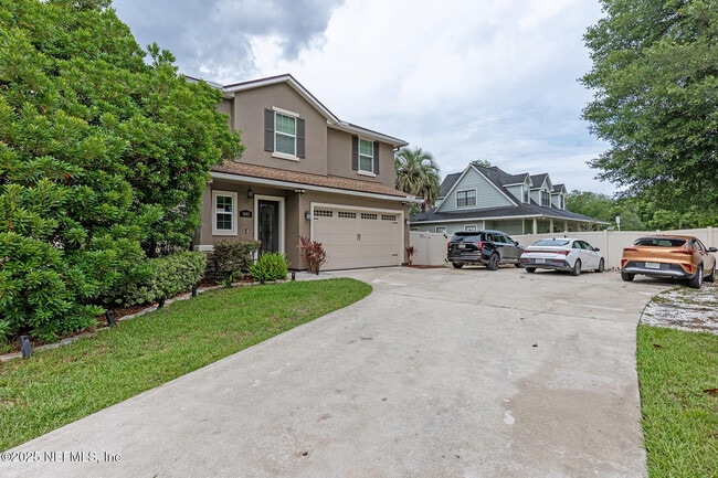 3693 Lightview Ln in Jacksonville, FL - Building Photo - Building Photo