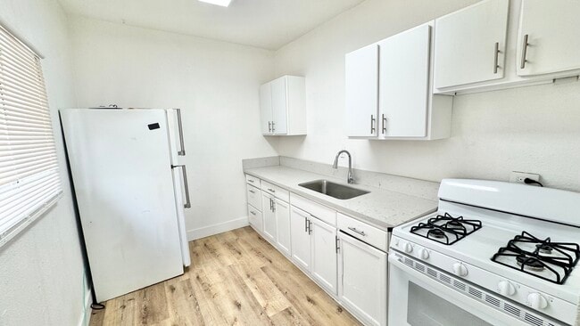410 Witmer St in Los Angeles, CA - Foto de edificio - Building Photo