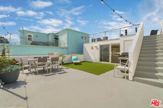 120 Fleet St in Marina Del Rey, CA - Building Photo - Building Photo