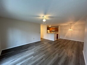 6615 Hedington Square in Dayton, OH - Foto de edificio - Building Photo