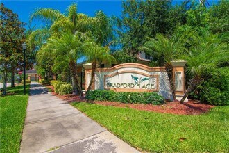 826 Middleton Dr SW in Vero Beach, FL - Building Photo - Building Photo