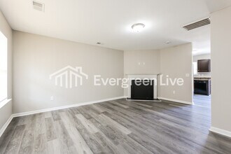 945 Slow Creek Ct in Boiling Springs, SC - Building Photo - Building Photo