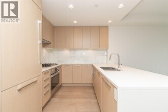 3533 Ross Drive in Vancouver, BC - Building Photo - Building Photo