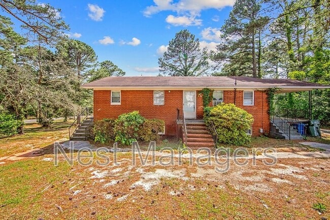 property at 4305 Rosehill Rd