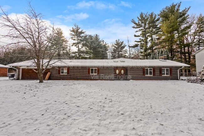 property at 2547 Nottingham Pl