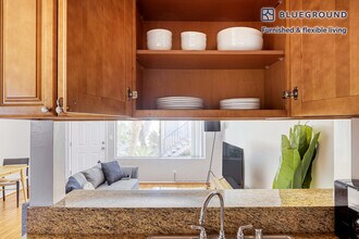 14355 Huston St-Unit -FL1-ID486 in Los Angeles, CA - Building Photo - Building Photo