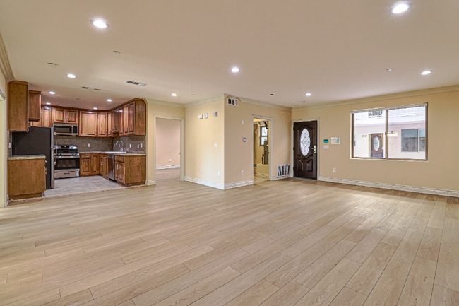 3674 W Imperial Hwy in Inglewood, CA - Building Photo - Building Photo