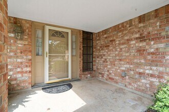 2710 Pineleaf Dr in Sugar Land, TX - Building Photo - Building Photo