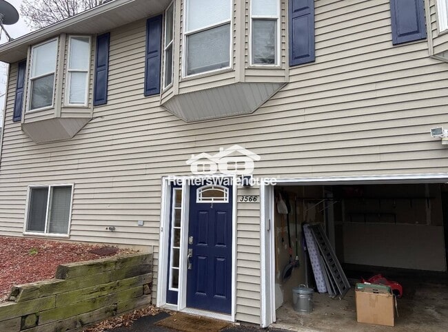 3566 Granada Ave N in Oakdale, MN - Building Photo - Building Photo
