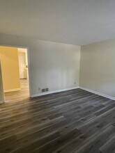 4912 Valley Dale Ct SW in Lilburn, GA - Building Photo - Building Photo